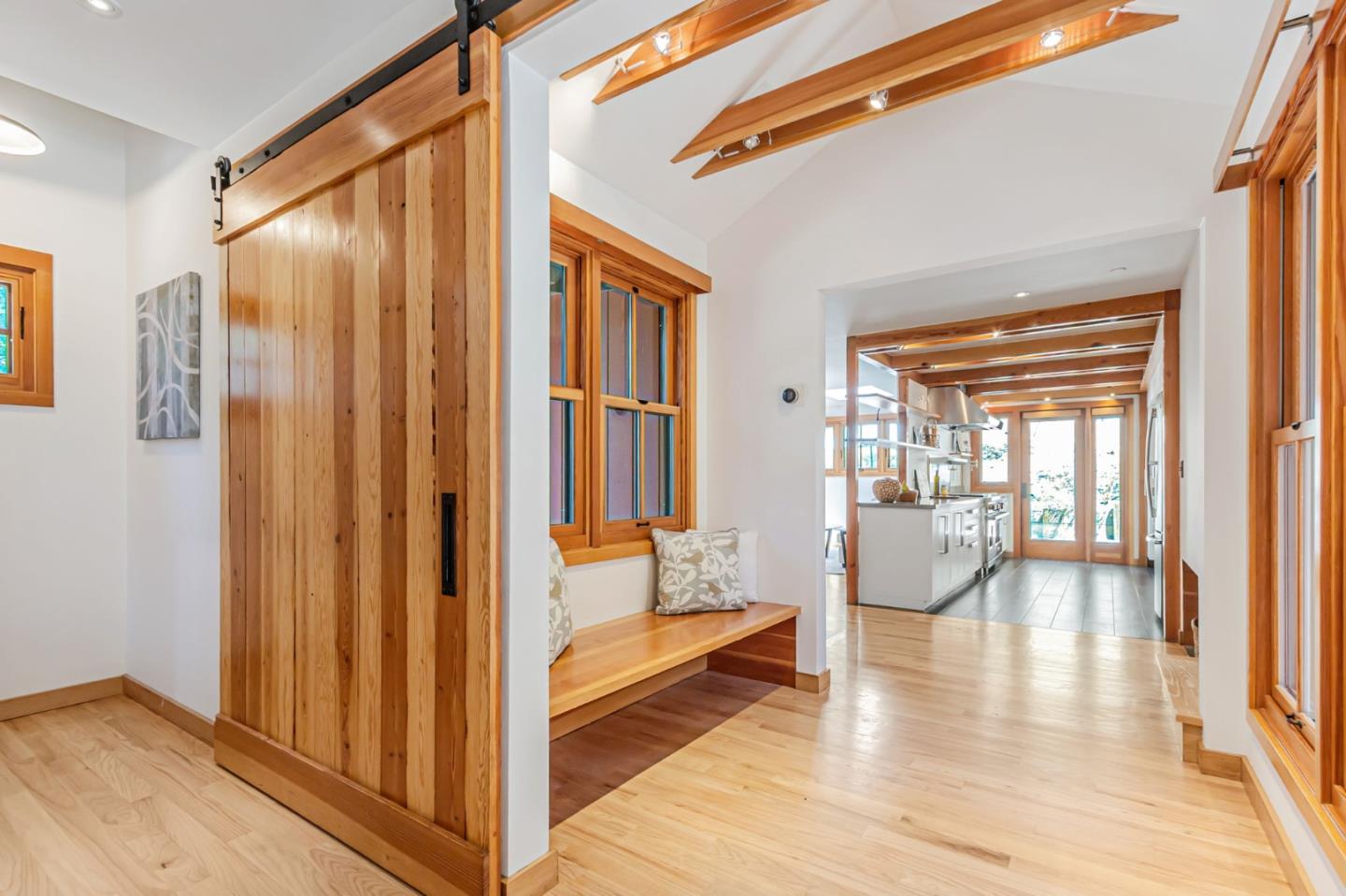 Detail Gallery Image 14 of 96 For 17900 China Grade Rd, Boulder Creek,  CA 95006 - 4 Beds | 3 Baths