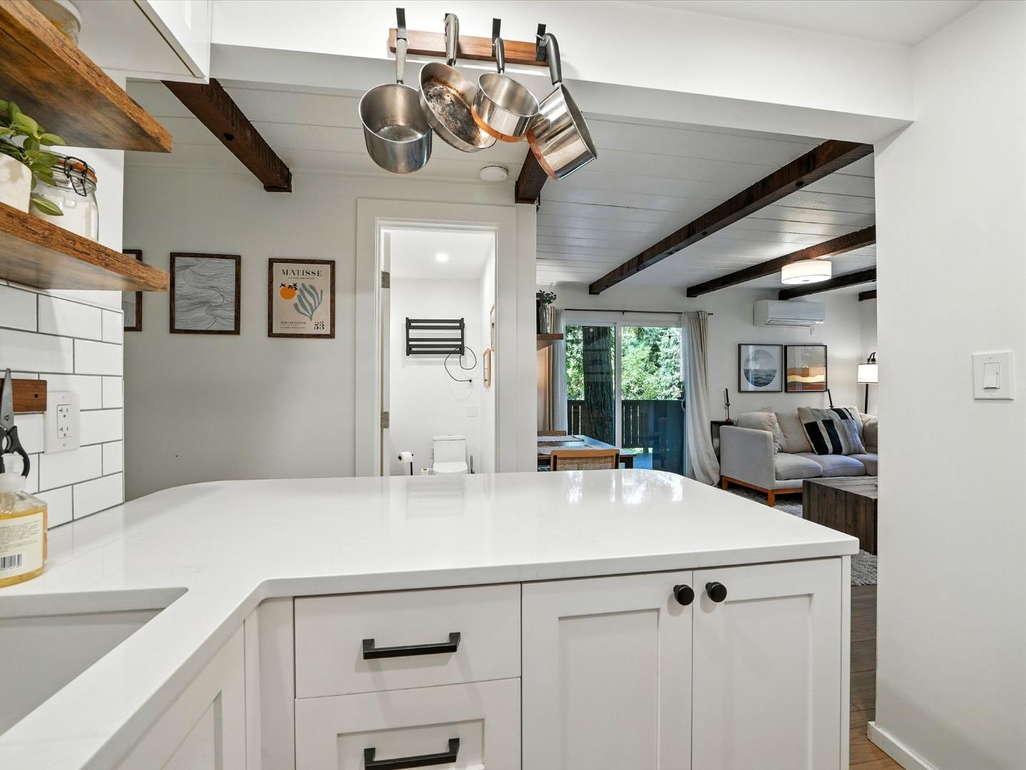 Detail Gallery Image 11 of 31 For 9540 E Zayante Rd, Felton,  CA 95018 - 1 Beds | 2 Baths