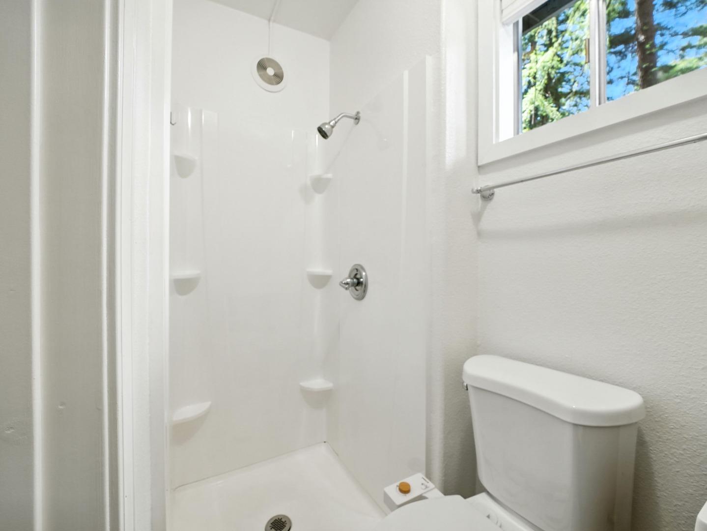 Detail Gallery Image 25 of 31 For 9540 E Zayante Rd, Felton,  CA 95018 - 1 Beds | 2 Baths