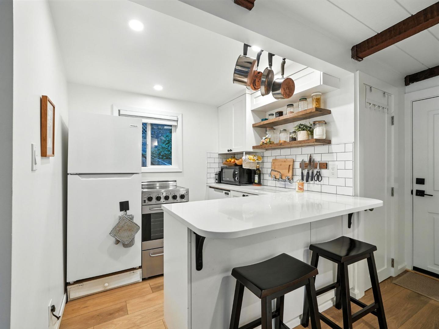 Detail Gallery Image 9 of 31 For 9540 E Zayante Rd, Felton,  CA 95018 - 1 Beds | 2 Baths