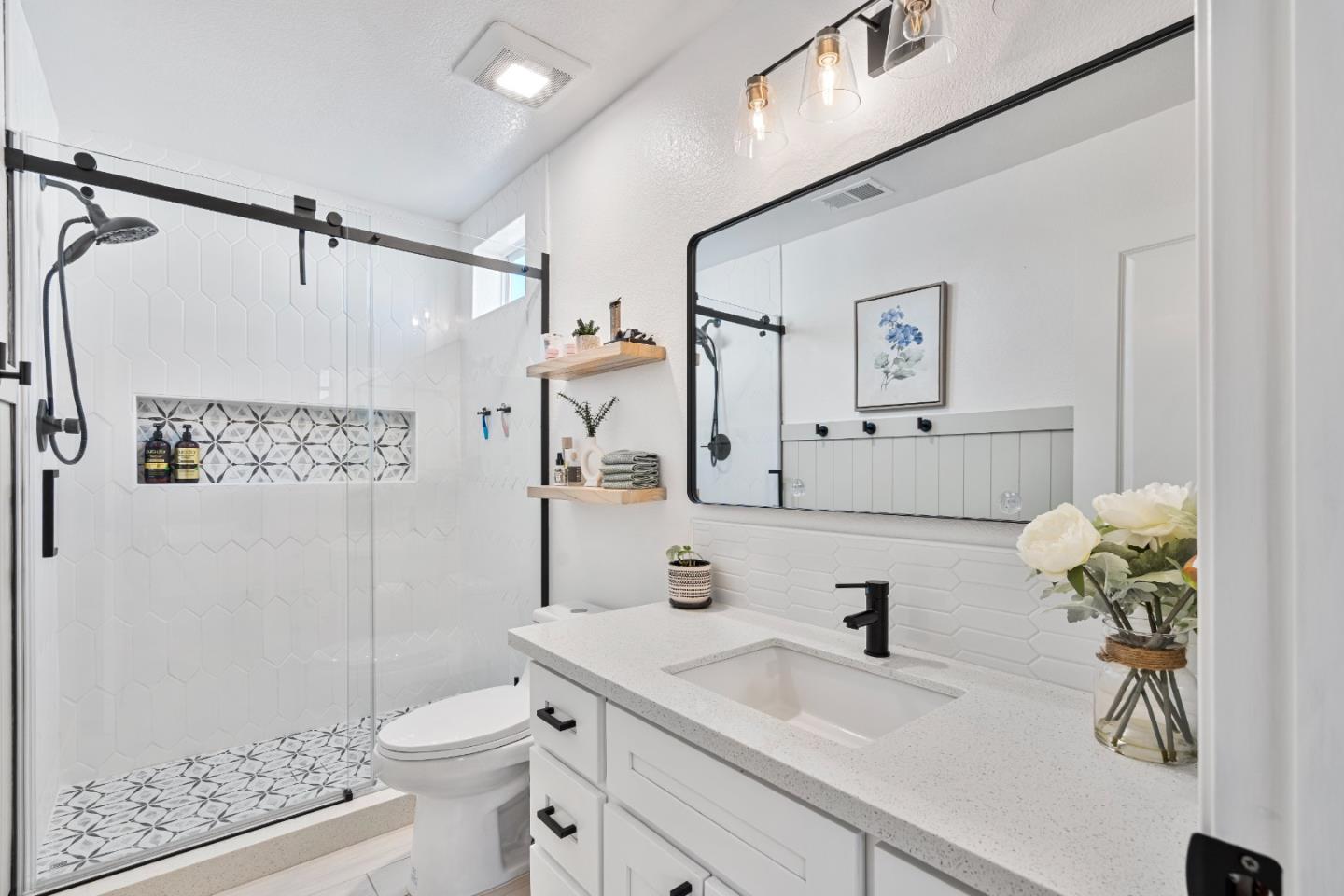 Detail Gallery Image 27 of 41 For 2399 Paradise Dr, Hollister,  CA 95023 - 4 Beds | 2 Baths
