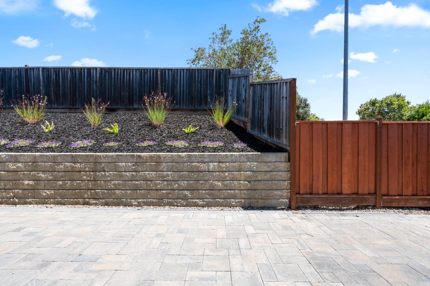 Detail Gallery Image 34 of 41 For 2399 Paradise Dr, Hollister,  CA 95023 - 4 Beds | 2 Baths