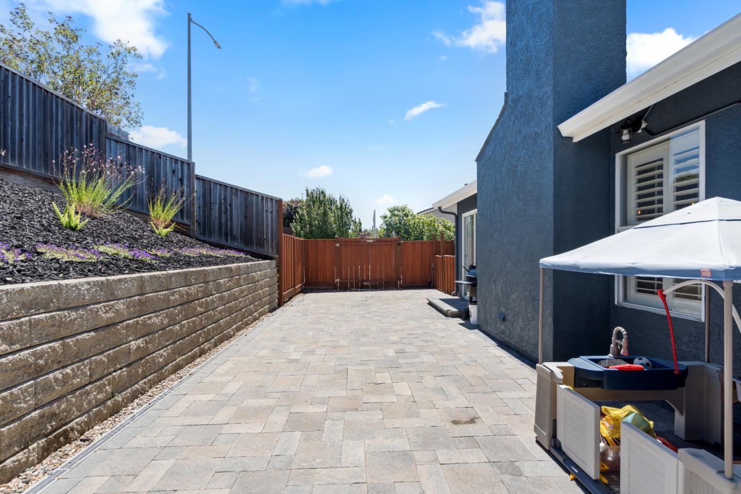 Detail Gallery Image 41 of 41 For 2399 Paradise Dr, Hollister,  CA 95023 - 4 Beds | 2 Baths