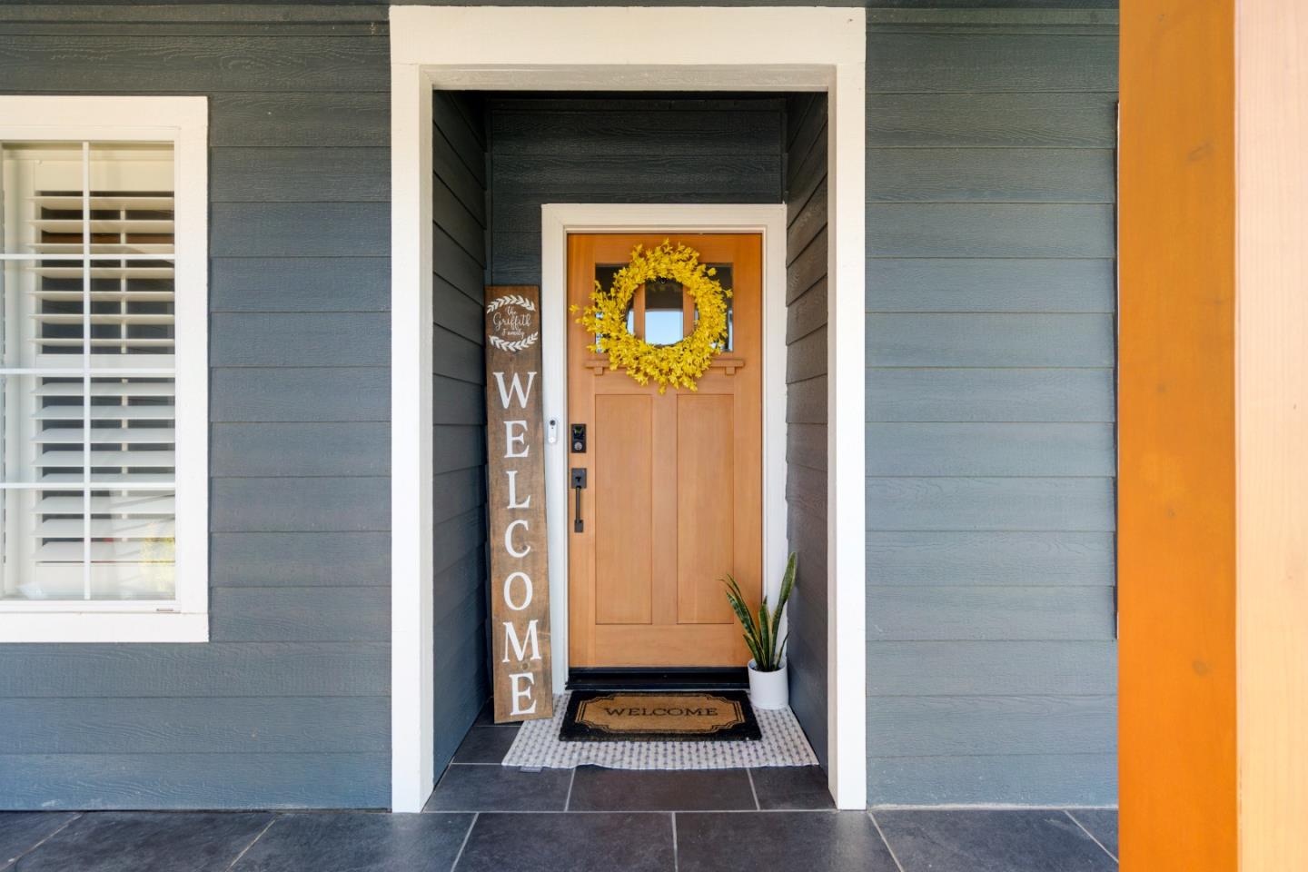 Detail Gallery Image 7 of 41 For 2399 Paradise Dr, Hollister,  CA 95023 - 4 Beds | 2 Baths