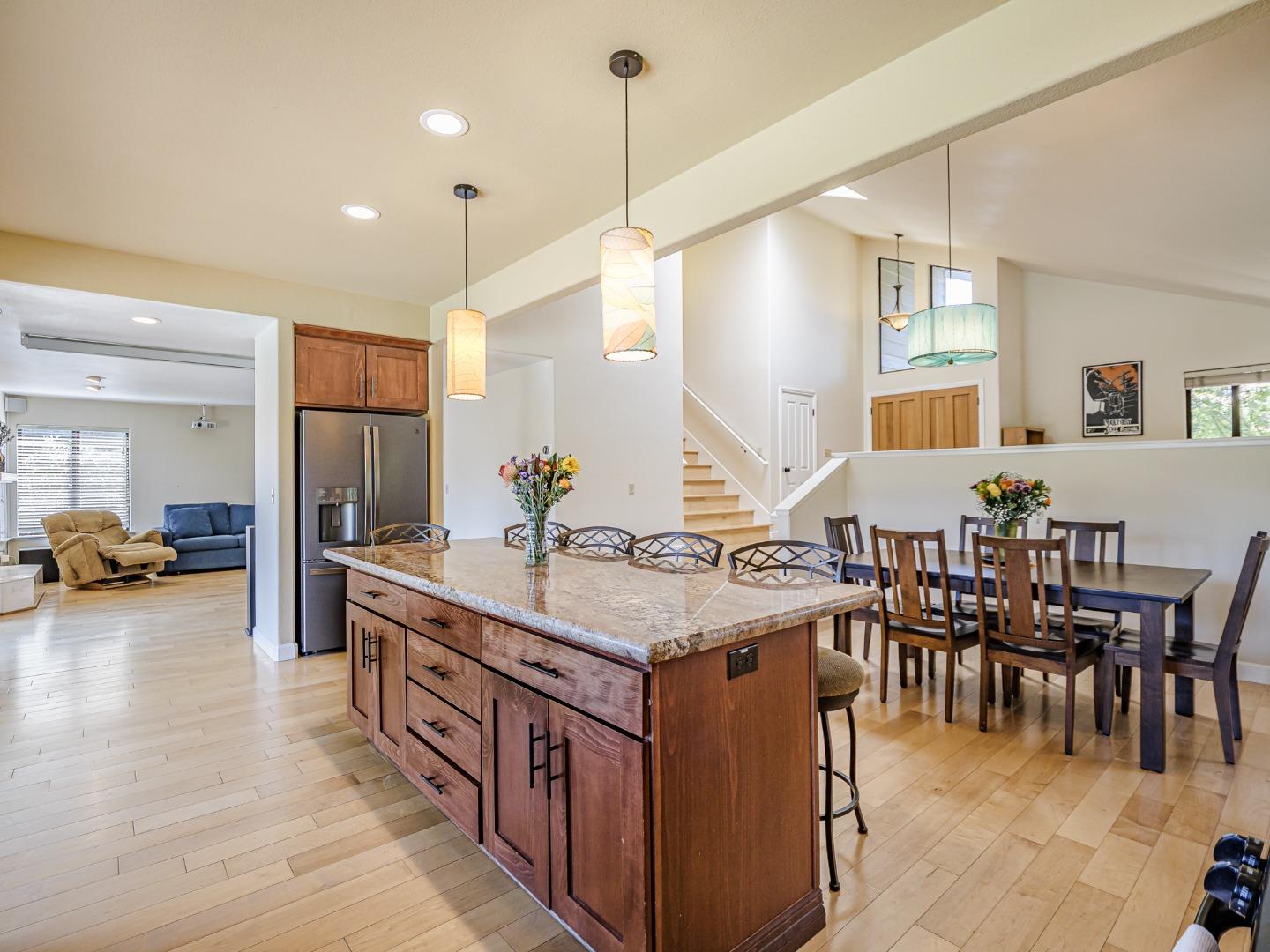 Detail Gallery Image 22 of 76 For 14 Sageland Ct, Scotts Valley,  CA 95066 - 4 Beds | 3 Baths