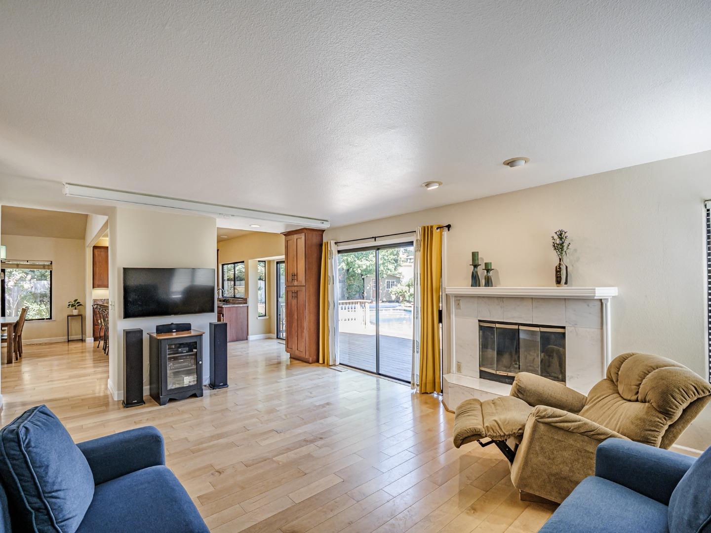 Detail Gallery Image 27 of 76 For 14 Sageland Ct, Scotts Valley,  CA 95066 - 4 Beds | 3 Baths
