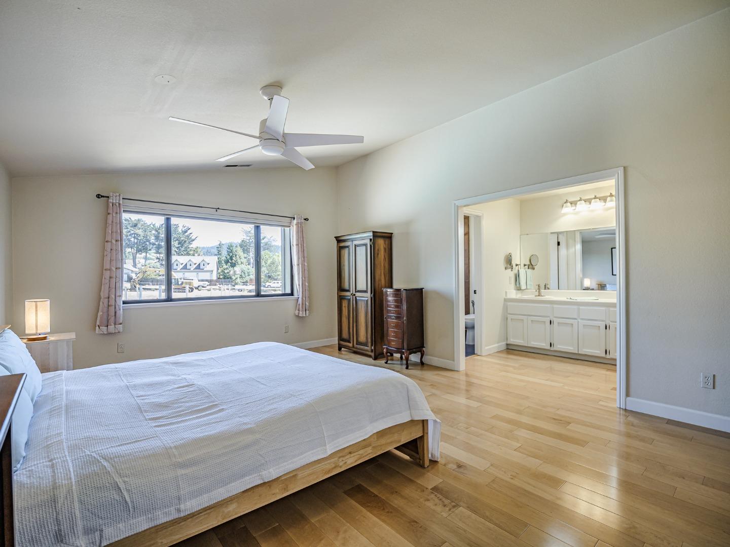 Detail Gallery Image 34 of 76 For 14 Sageland Ct, Scotts Valley,  CA 95066 - 4 Beds | 3 Baths