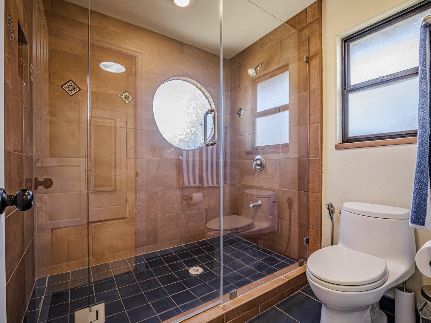 Detail Gallery Image 38 of 76 For 14 Sageland Ct, Scotts Valley,  CA 95066 - 4 Beds | 3 Baths