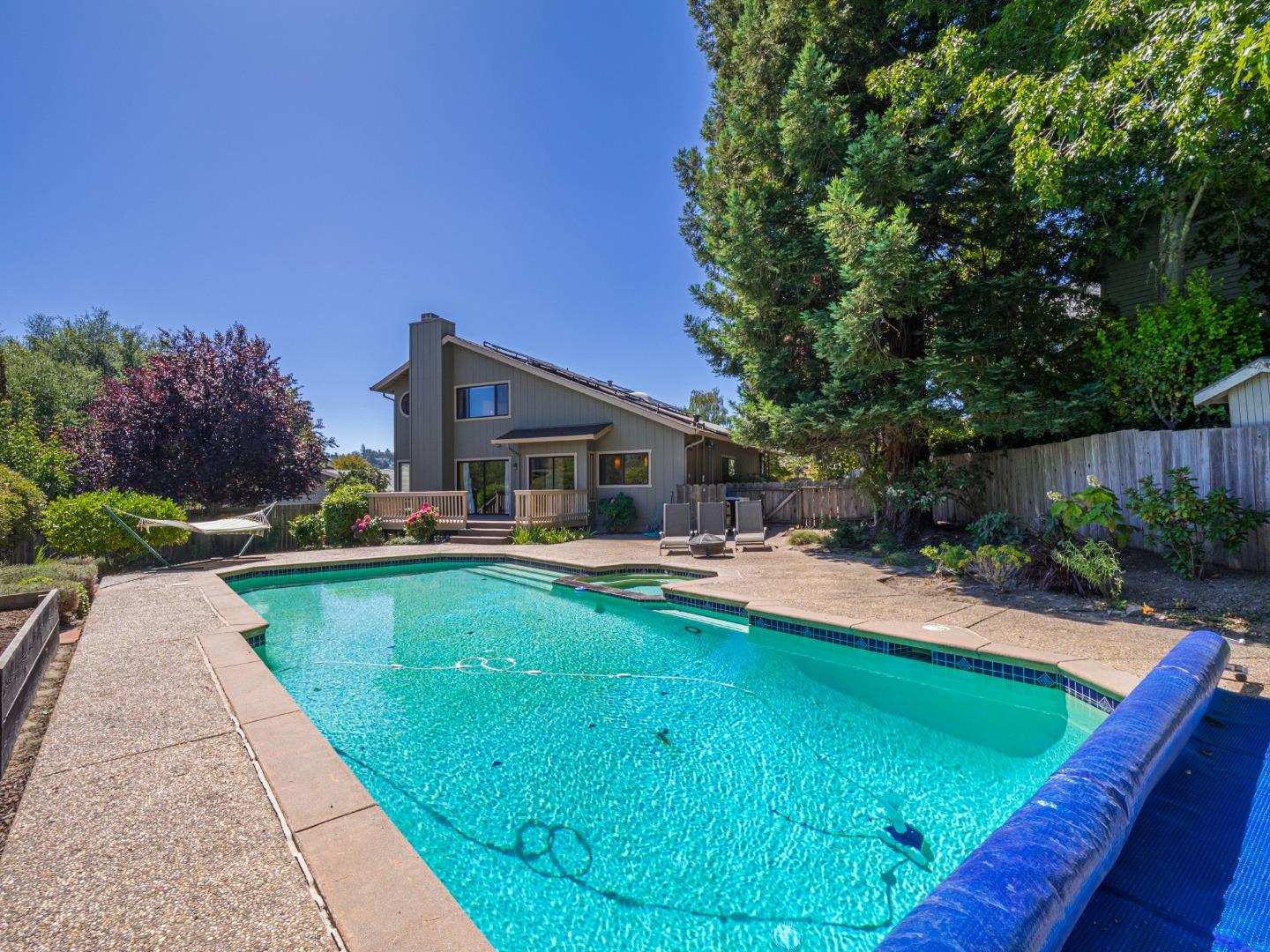 Detail Gallery Image 51 of 76 For 14 Sageland Ct, Scotts Valley,  CA 95066 - 4 Beds | 3 Baths