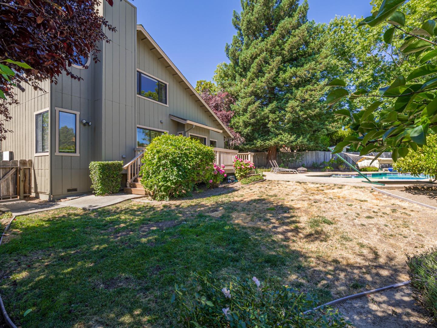 Detail Gallery Image 58 of 76 For 14 Sageland Ct, Scotts Valley,  CA 95066 - 4 Beds | 3 Baths