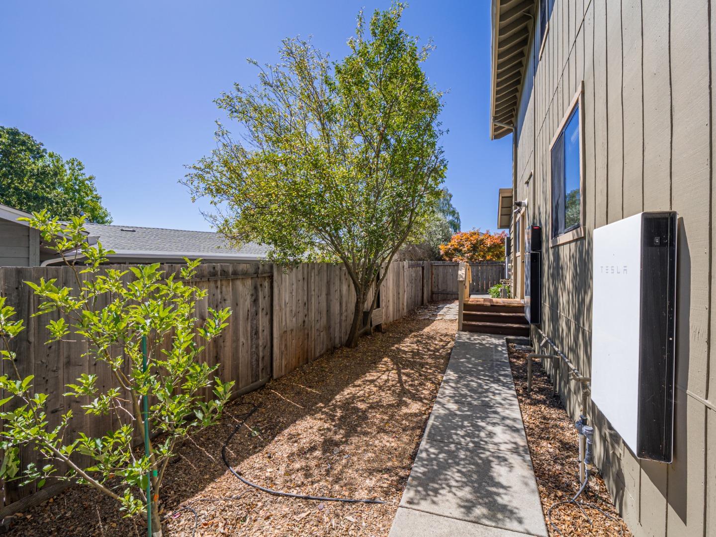 Detail Gallery Image 61 of 76 For 14 Sageland Ct, Scotts Valley,  CA 95066 - 4 Beds | 3 Baths