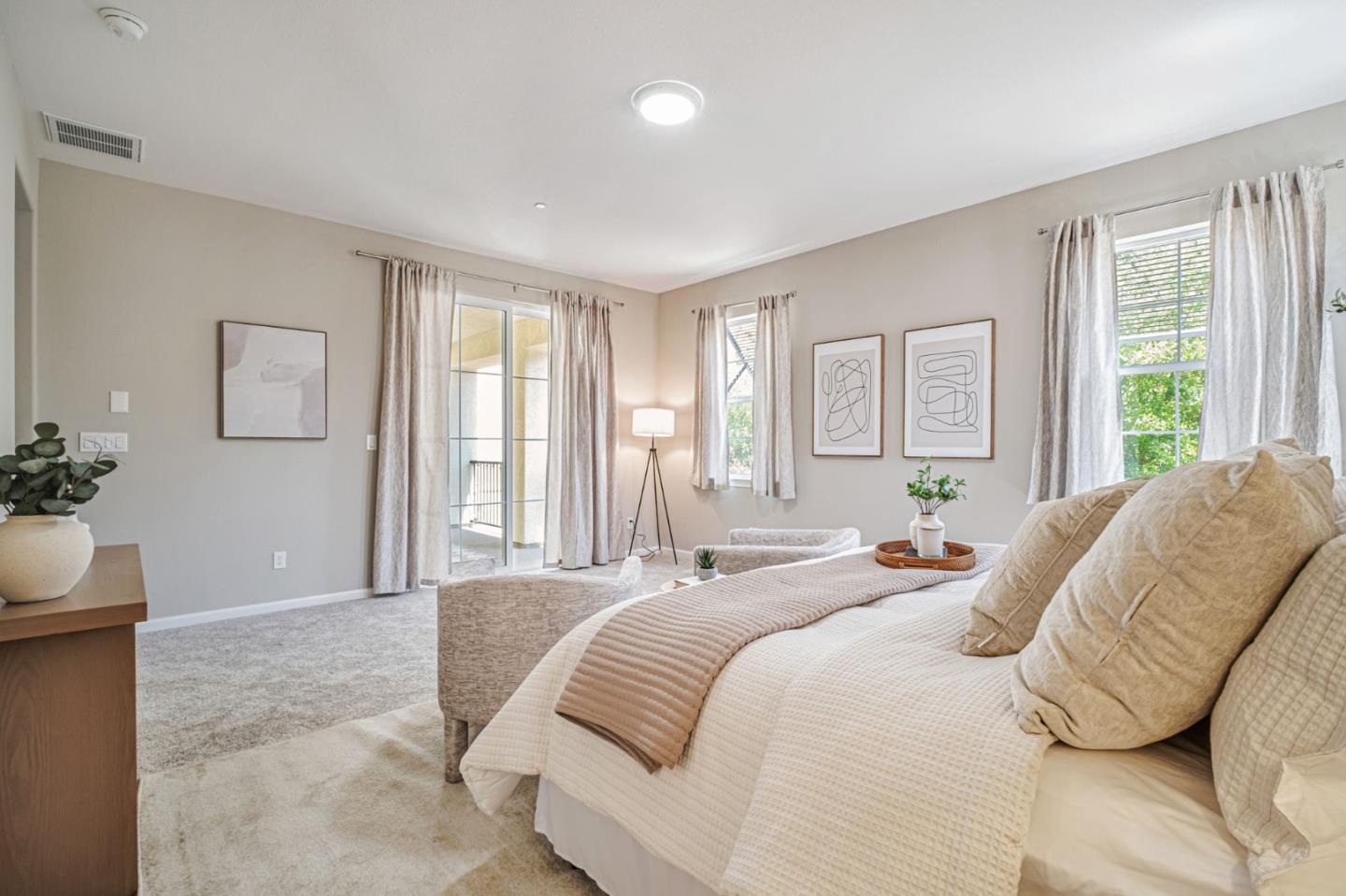 Detail Gallery Image 22 of 65 For 2703 Tribune Ave, Hayward,  CA 94542 - 5 Beds | 5/1 Baths