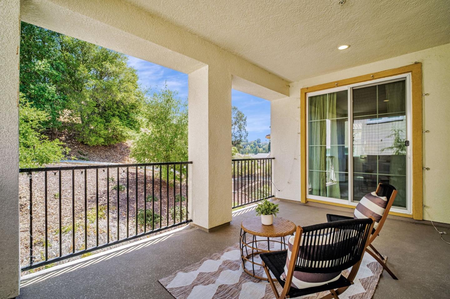 Detail Gallery Image 41 of 65 For 2703 Tribune Ave, Hayward,  CA 94542 - 5 Beds | 5/1 Baths