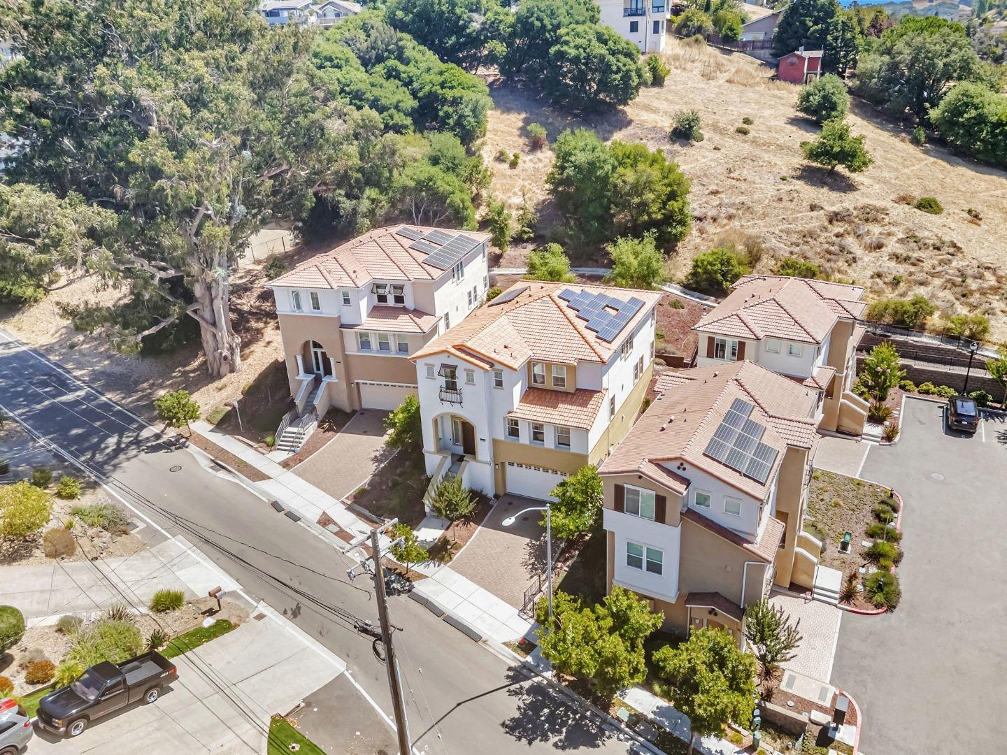 Detail Gallery Image 52 of 65 For 2703 Tribune Ave, Hayward,  CA 94542 - 5 Beds | 5/1 Baths
