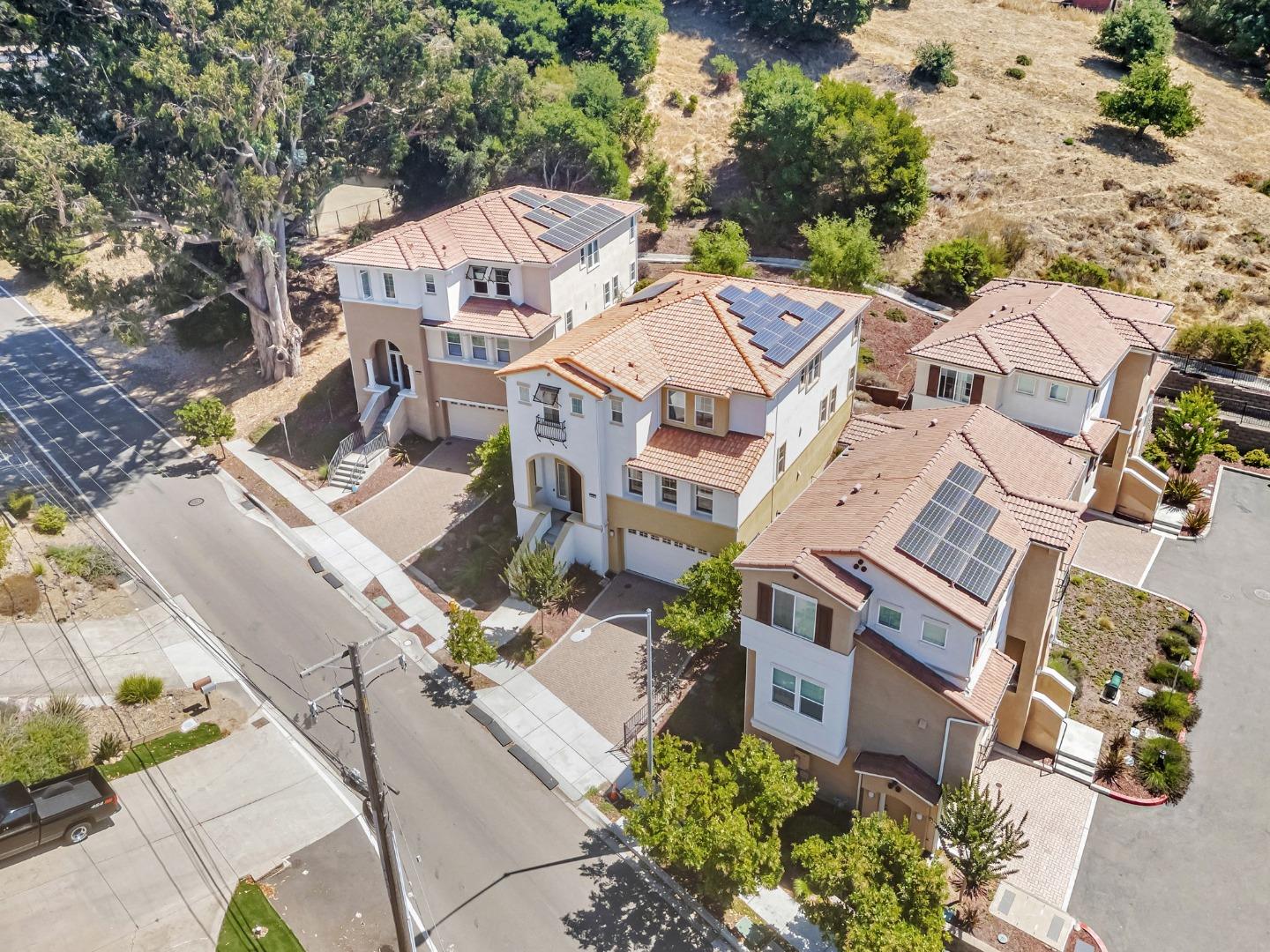 Detail Gallery Image 54 of 65 For 2703 Tribune Ave, Hayward,  CA 94542 - 5 Beds | 5/1 Baths