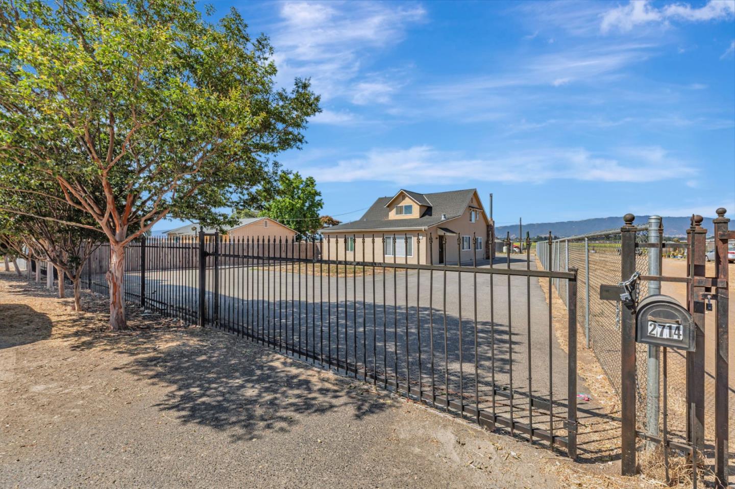 Detail Gallery Image 10 of 94 For 2718 Ferguson Rd, Gilroy,  CA 95020 - – Beds | – Baths