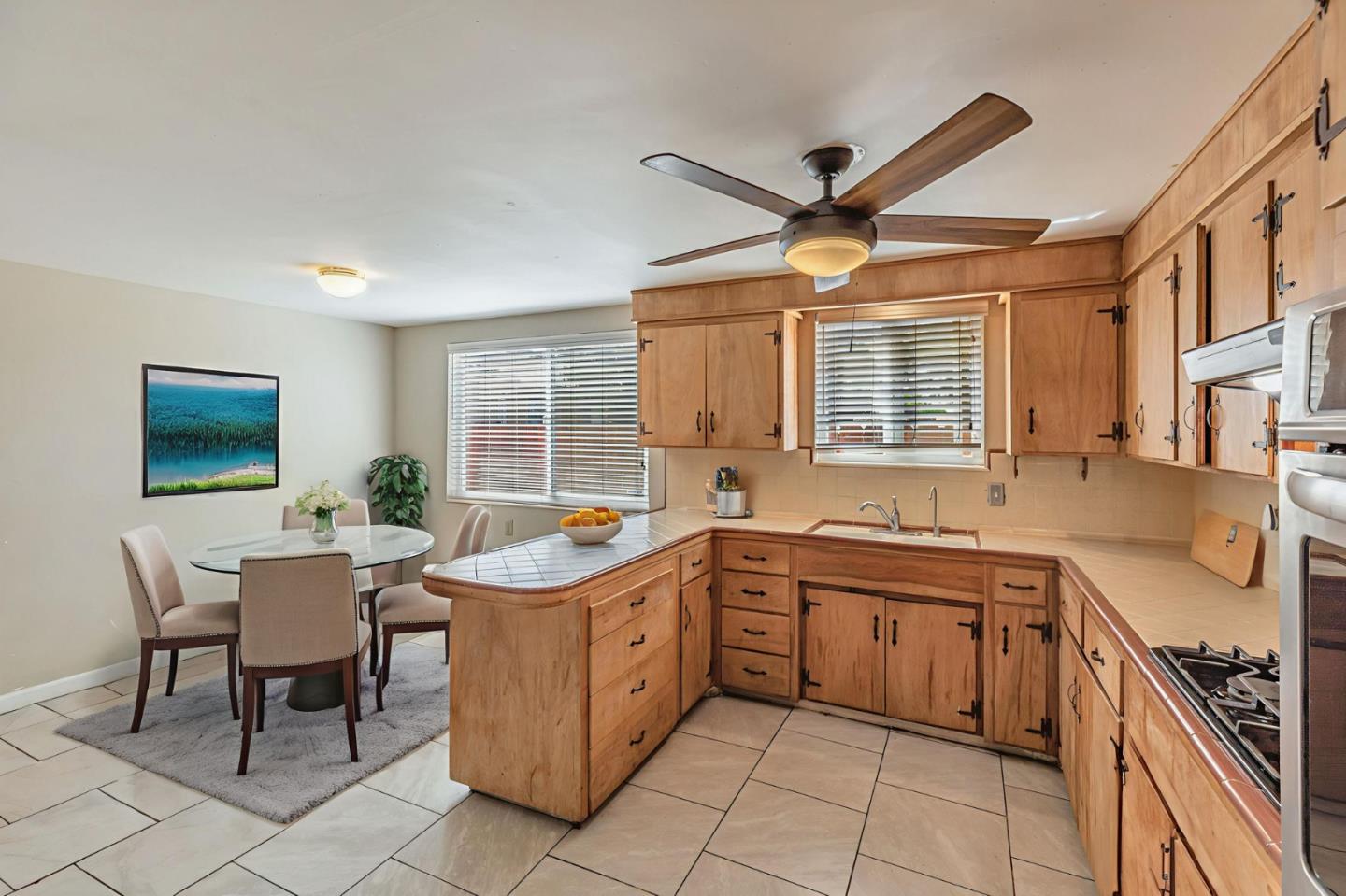 Detail Gallery Image 13 of 94 For 2718 Ferguson Rd, Gilroy,  CA 95020 - – Beds | – Baths