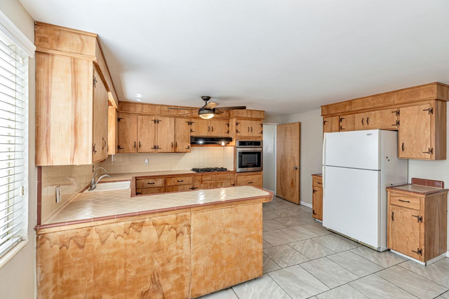 Detail Gallery Image 23 of 94 For 2718 Ferguson Rd, Gilroy,  CA 95020 - – Beds | – Baths