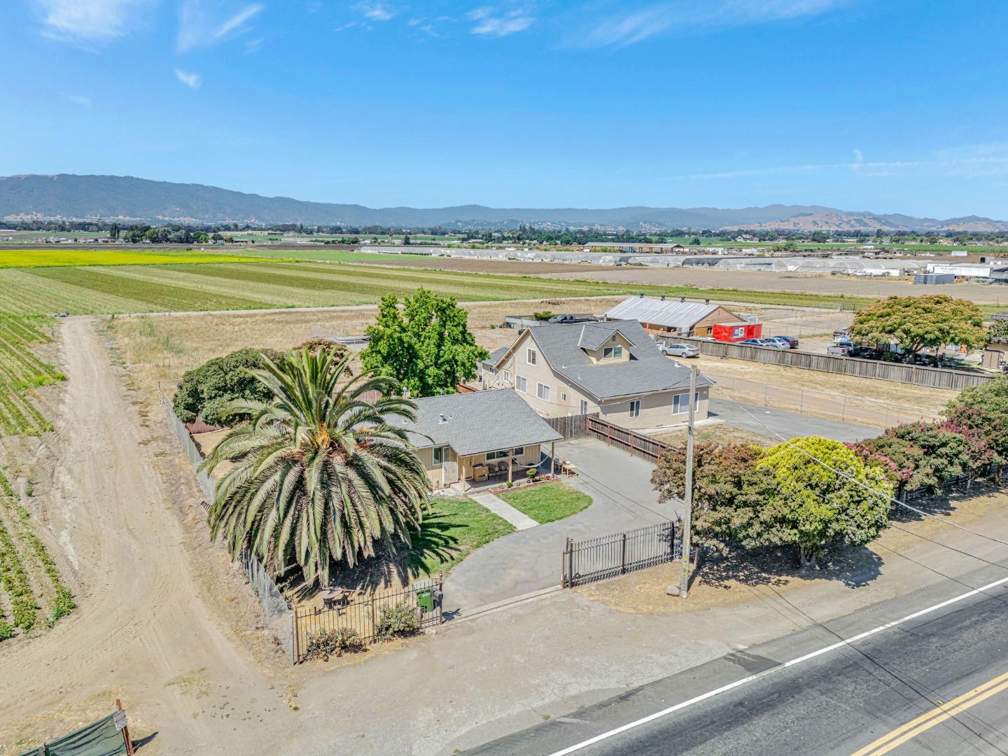 Detail Gallery Image 4 of 94 For 2718 Ferguson Rd, Gilroy,  CA 95020 - – Beds | – Baths