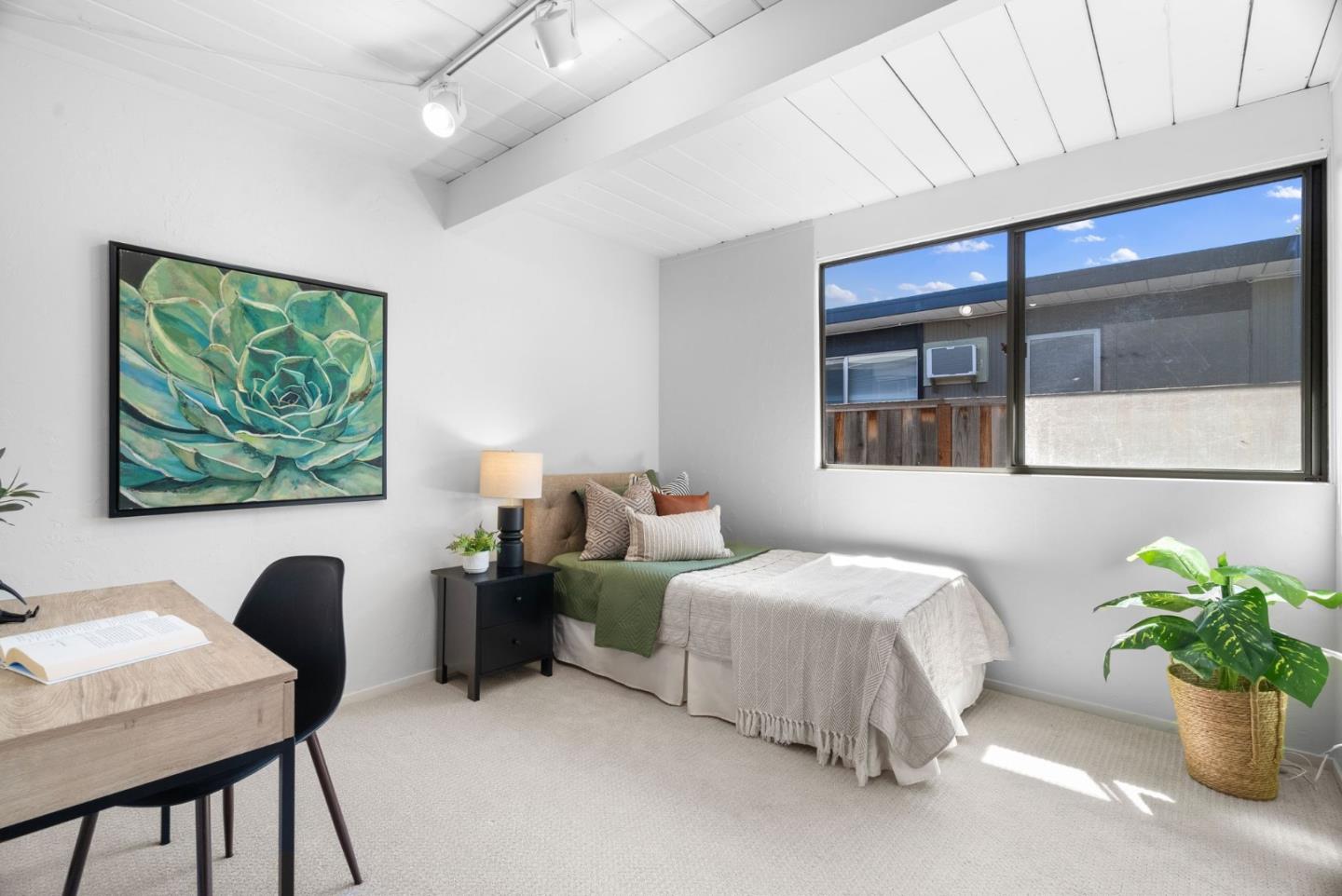 Detail Gallery Image 26 of 41 For 2326 Fairglen Dr, San Jose,  CA 95125 - 4 Beds | 2 Baths