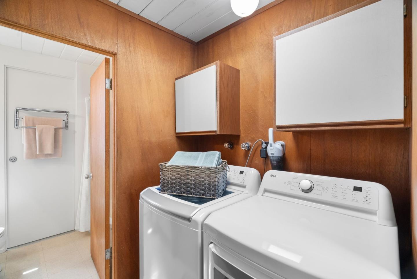 Detail Gallery Image 29 of 41 For 2326 Fairglen Dr, San Jose,  CA 95125 - 4 Beds | 2 Baths