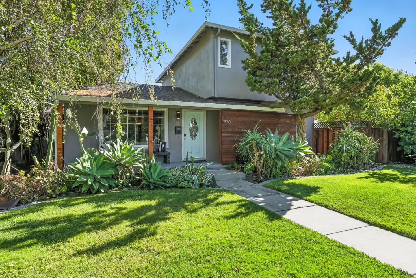 Detail Gallery Image 5 of 87 For 1830 Heatherdale Ave, San Jose,  CA 95126 - 4 Beds | 3 Baths