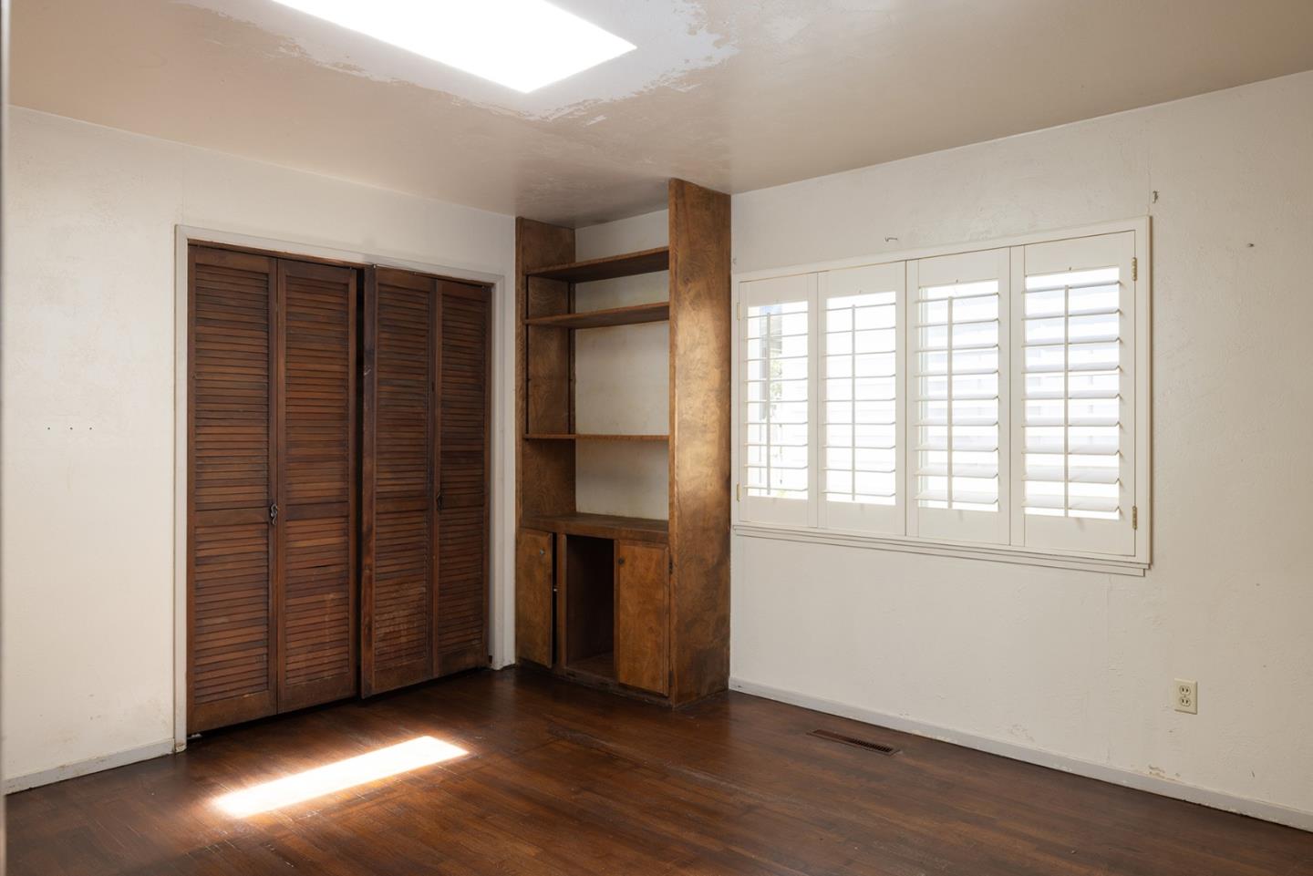 Detail Gallery Image 8 of 15 For 1113 Buena Vista Ave, Pacific Grove,  CA 93950 - 3 Beds | 2 Baths