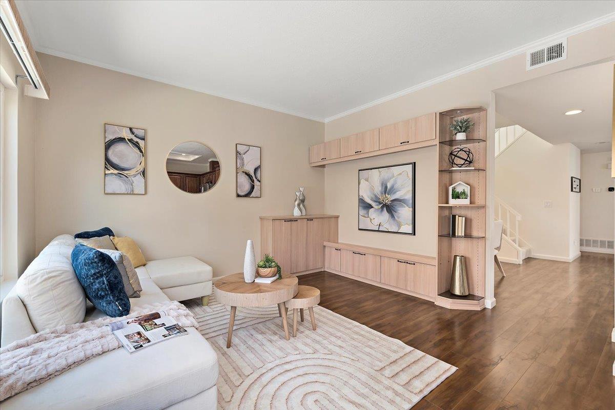Detail Gallery Image 10 of 24 For 2914 Creek Point Dr, San Jose,  CA 95133 - 3 Beds | 2/1 Baths