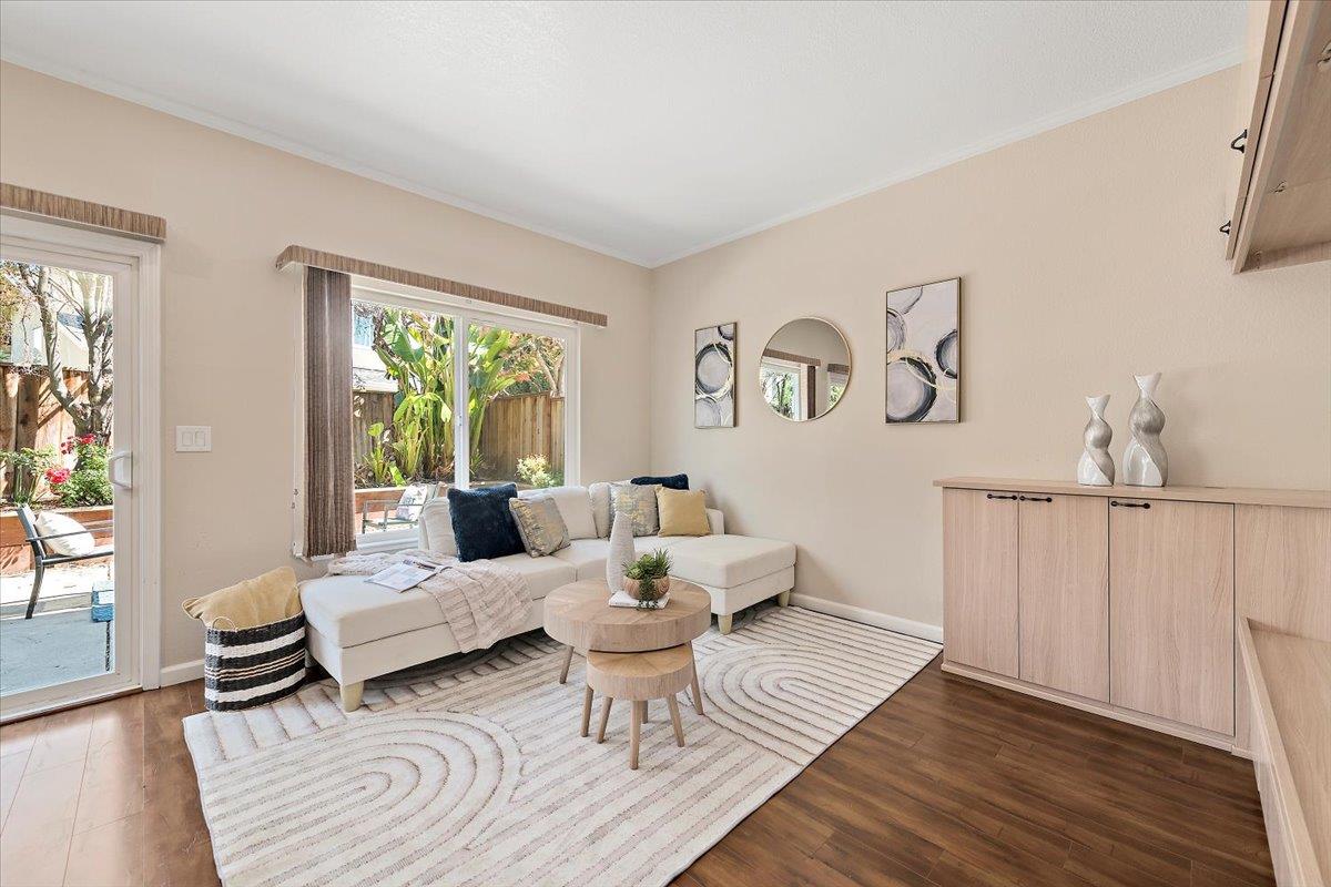 Detail Gallery Image 9 of 24 For 2914 Creek Point Dr, San Jose,  CA 95133 - 3 Beds | 2/1 Baths