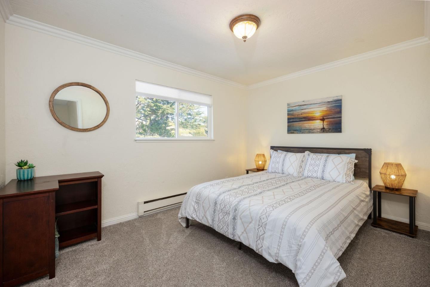Detail Gallery Image 18 of 31 For 1790 Sunshine Valley Rd, Moss Beach,  CA 94038 - 4 Beds | 2/1 Baths