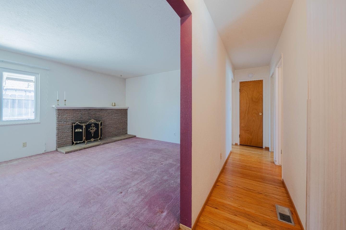 Detail Gallery Image 16 of 29 For 170 Del Mar Dr, Salinas,  CA 93901 - 4 Beds | 2 Baths