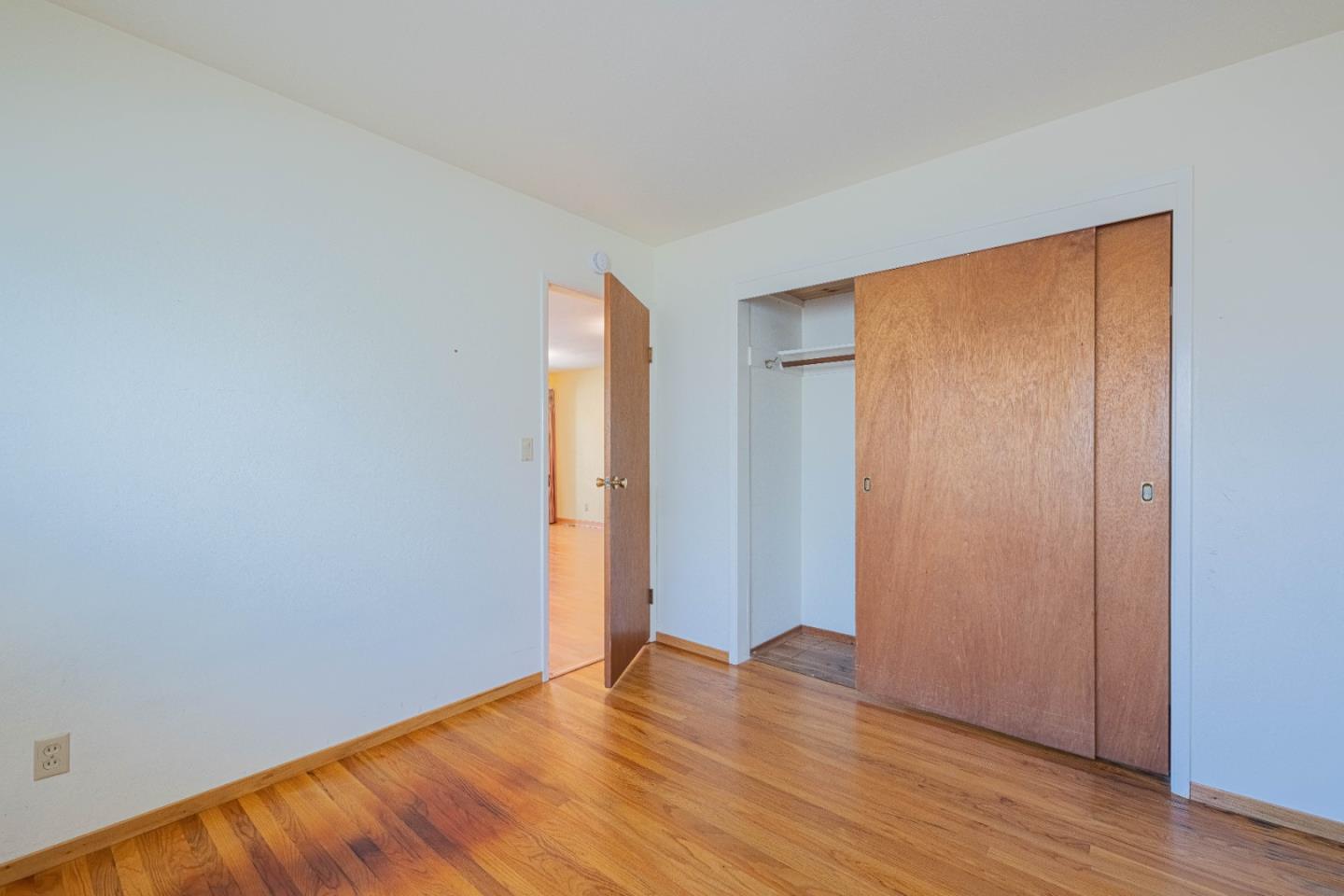 Detail Gallery Image 23 of 29 For 170 Del Mar Dr, Salinas,  CA 93901 - 4 Beds | 2 Baths