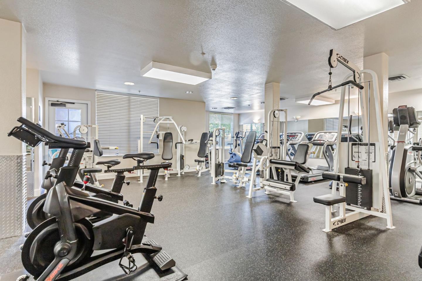 Detail Gallery Image 29 of 32 For 801 S Winchester Blvd #4116,  San Jose,  CA 95128 - 2 Beds | 2 Baths