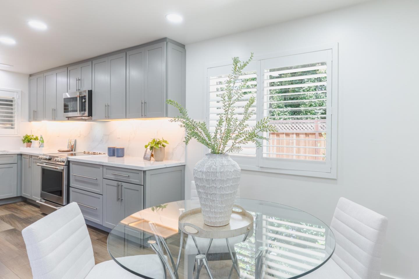 Detail Gallery Image 13 of 33 For 14320 Blossom Hill Rd, Los Gatos,  CA 95032 - – Beds | – Baths