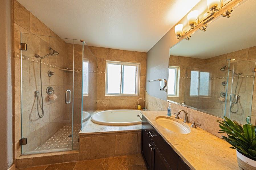 Detail Gallery Image 18 of 30 For 1018 Melville St, Salinas,  CA 93906 - 4 Beds | 2/1 Baths