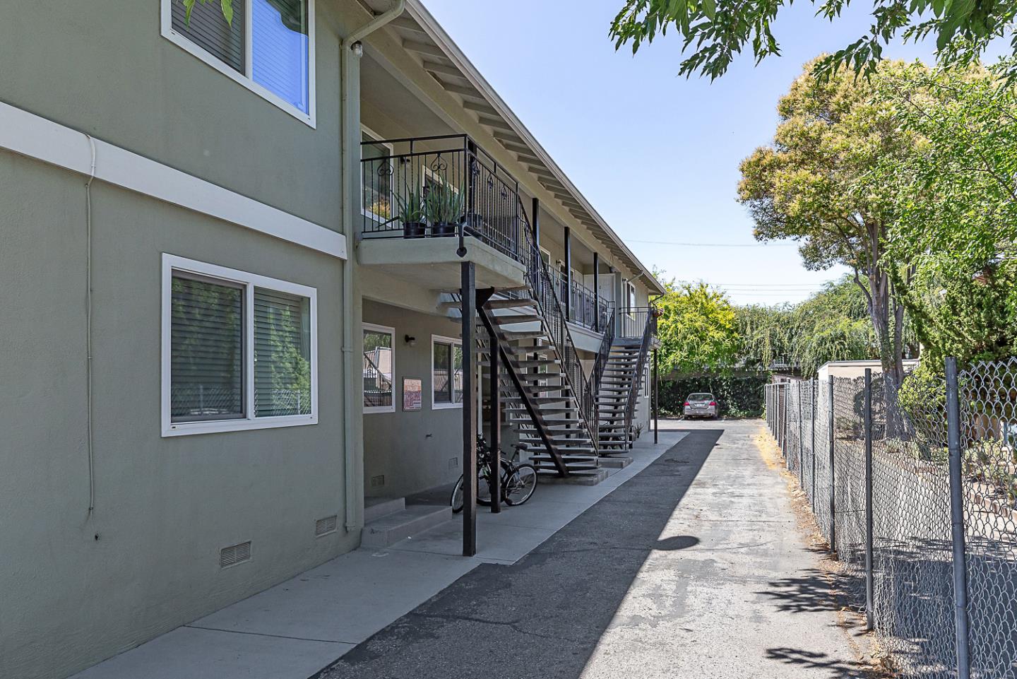 Detail Gallery Image 14 of 21 For 450 California St, Santa Clara,  CA 95050 - – Beds | – Baths