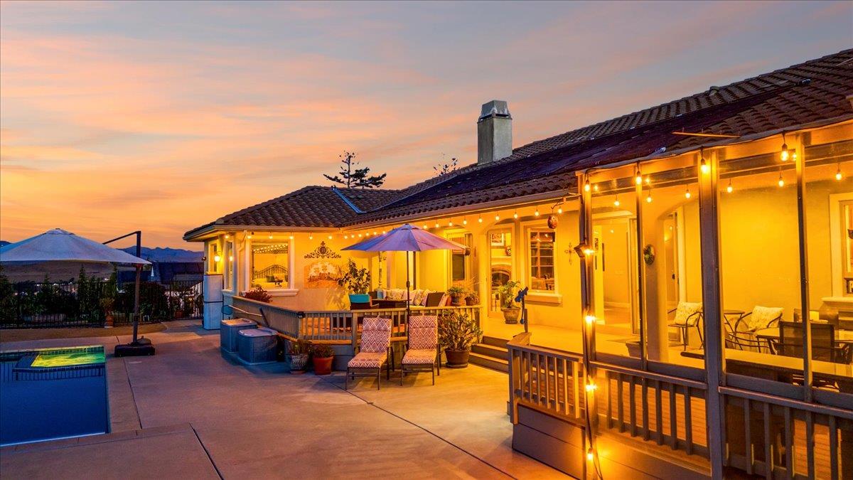 Detail Gallery Image 11 of 76 For 4116 Ashford Cir, Hollister,  CA 95023 - 4 Beds | 3/1 Baths