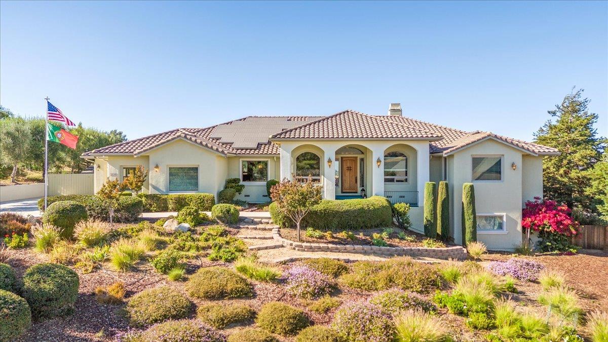 Detail Gallery Image 16 of 76 For 4116 Ashford Cir, Hollister,  CA 95023 - 4 Beds | 3/1 Baths