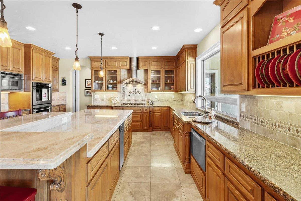 Detail Gallery Image 30 of 76 For 4116 Ashford Cir, Hollister,  CA 95023 - 4 Beds | 3/1 Baths