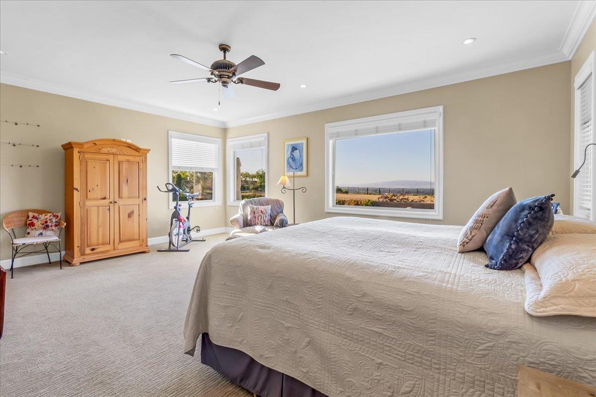 Detail Gallery Image 40 of 76 For 4116 Ashford Cir, Hollister,  CA 95023 - 4 Beds | 3/1 Baths
