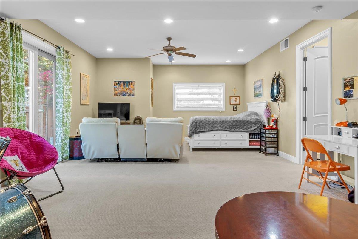 Detail Gallery Image 55 of 76 For 4116 Ashford Cir, Hollister,  CA 95023 - 4 Beds | 3/1 Baths