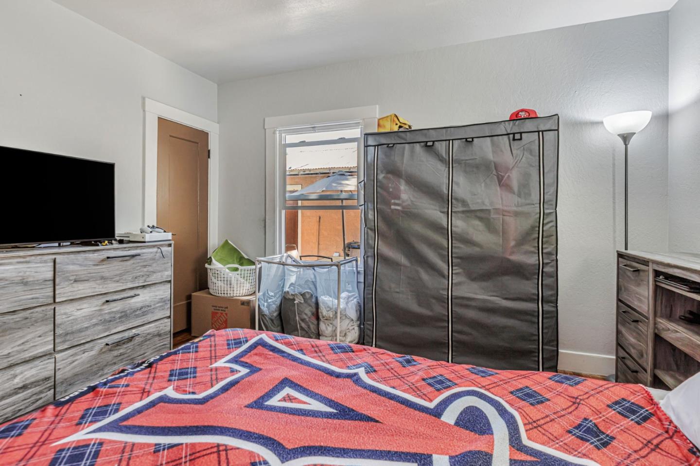 Detail Gallery Image 27 of 36 For 1179 San Benito St, Hollister,  CA 95023 - 2 Beds | 1 Baths