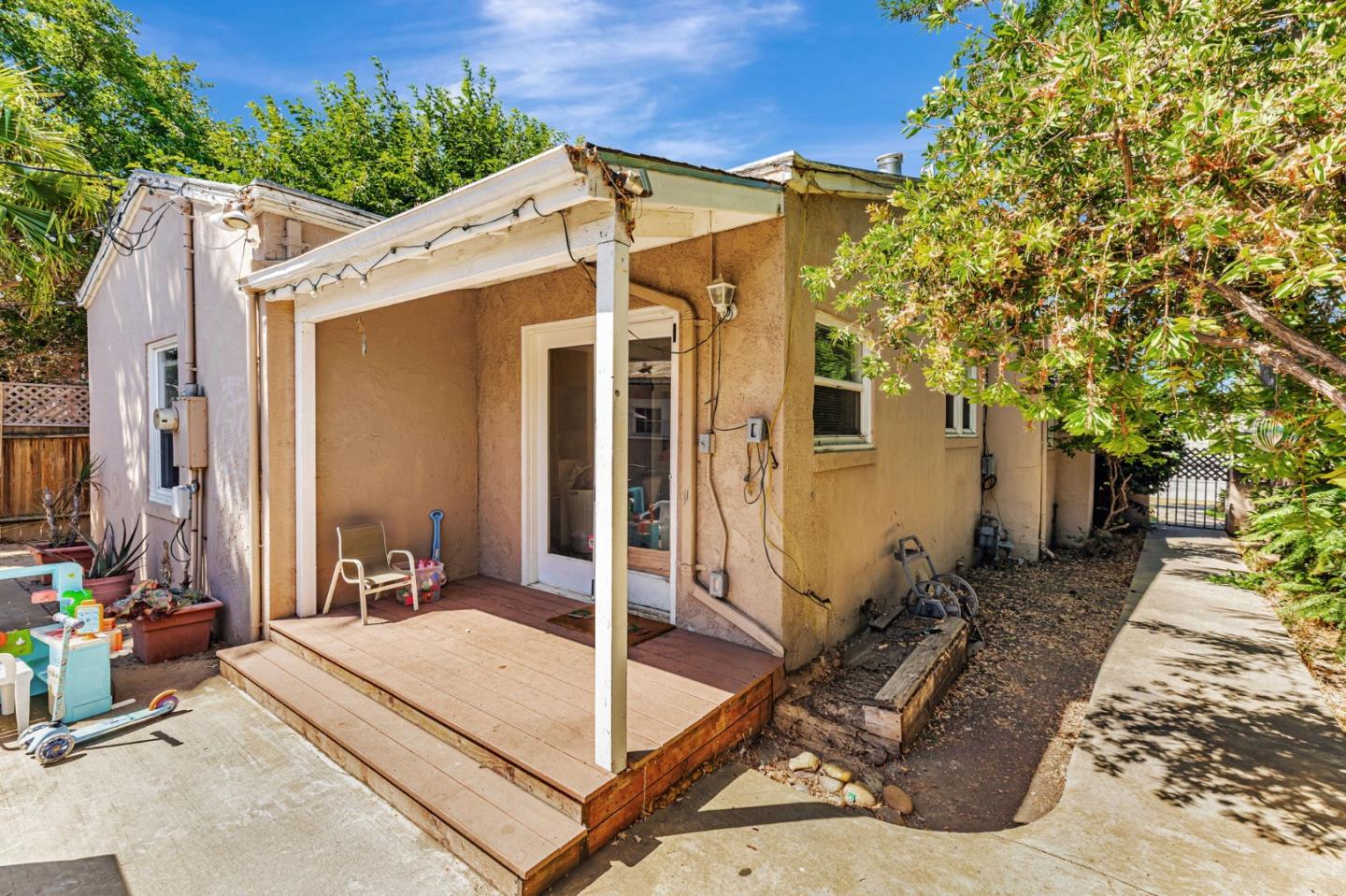 Detail Gallery Image 30 of 36 For 1179 San Benito St, Hollister,  CA 95023 - 2 Beds | 1 Baths