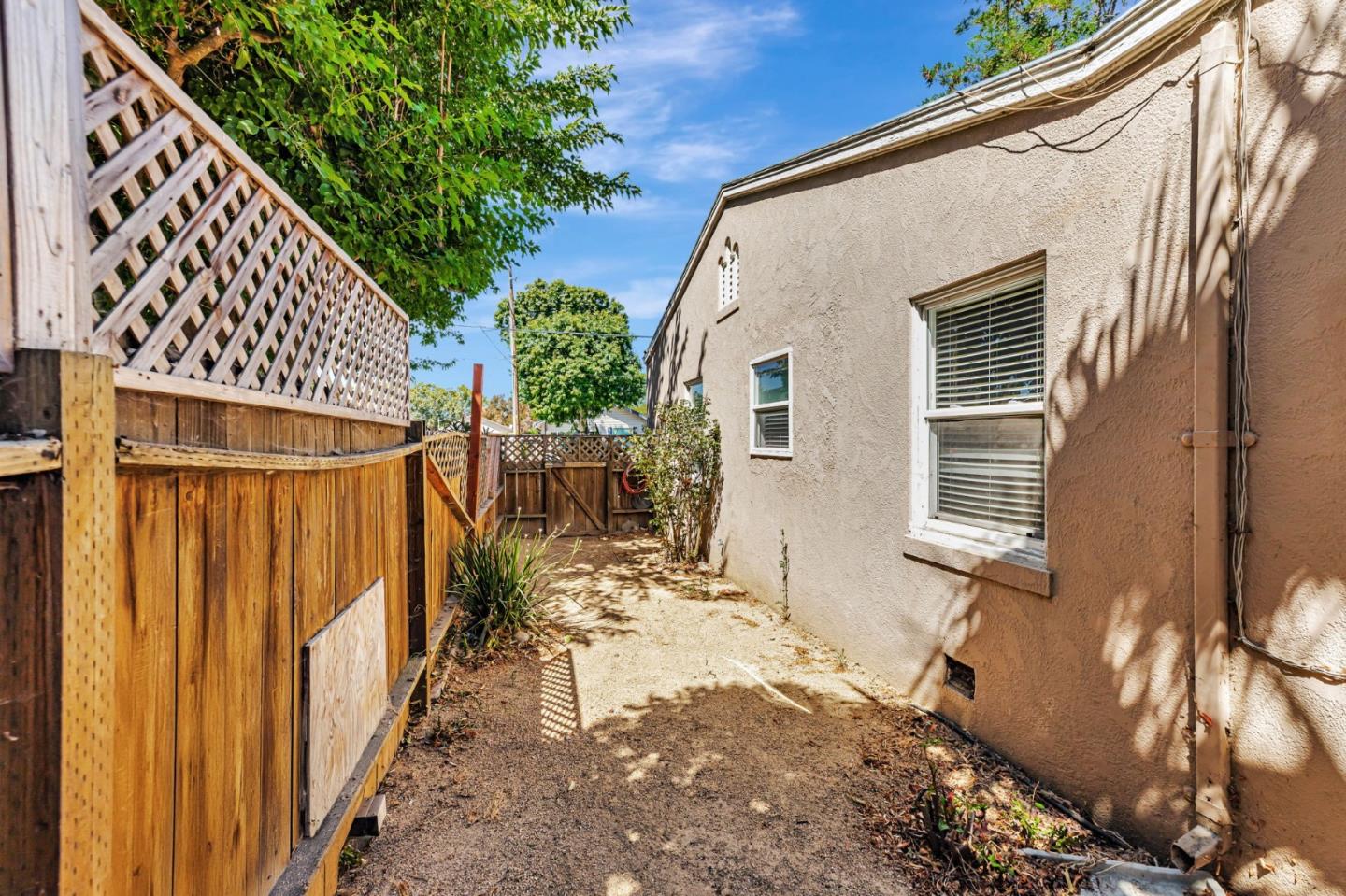 Detail Gallery Image 34 of 36 For 1179 San Benito St, Hollister,  CA 95023 - 2 Beds | 1 Baths