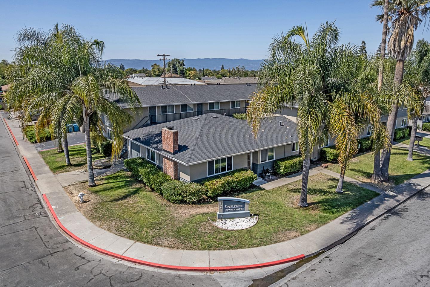 Detail Gallery Image 2 of 19 For 2104 Royal Dr, Santa Clara,  CA 95050 - – Beds | – Baths