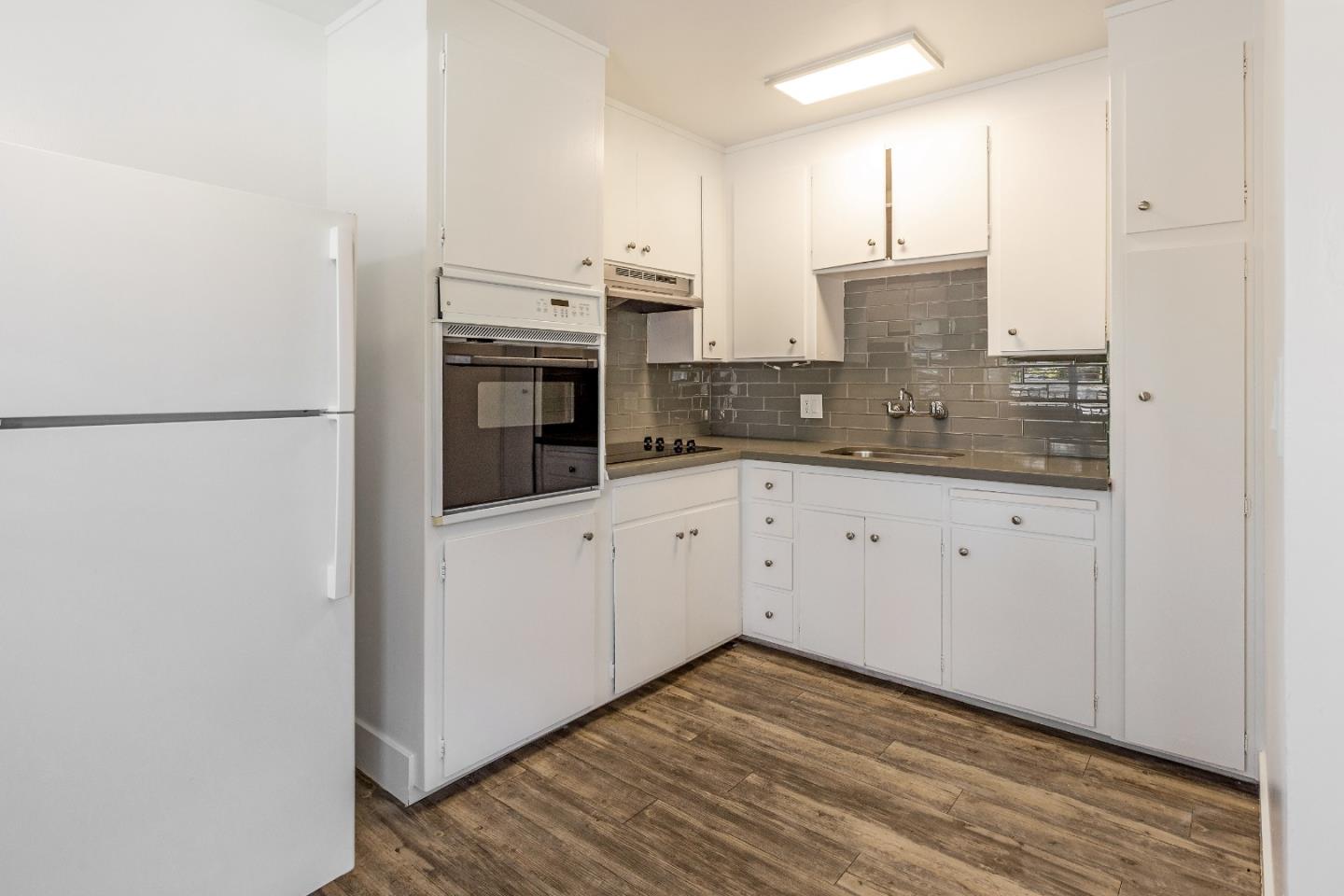 Detail Gallery Image 7 of 19 For 2104 Royal Dr, Santa Clara,  CA 95050 - – Beds | – Baths