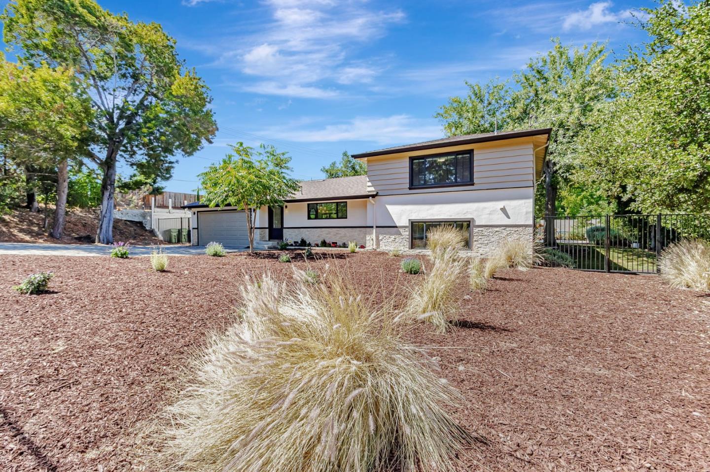 Detail Gallery Image 2 of 52 For 19680 Crestbrook Dr, Saratoga,  CA 95070 - 4 Beds | 3 Baths