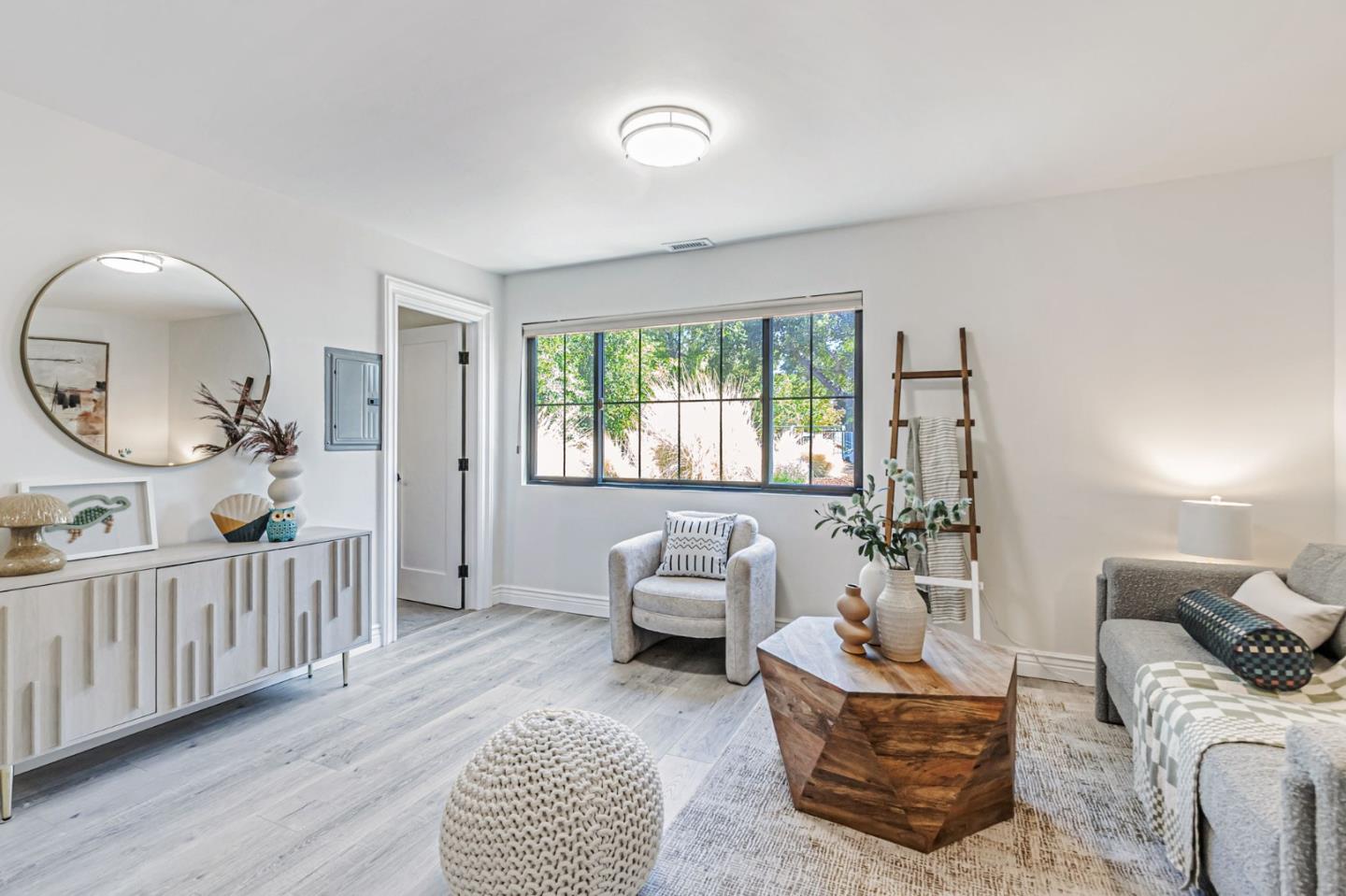 Detail Gallery Image 23 of 52 For 19680 Crestbrook Dr, Saratoga,  CA 95070 - 4 Beds | 3 Baths