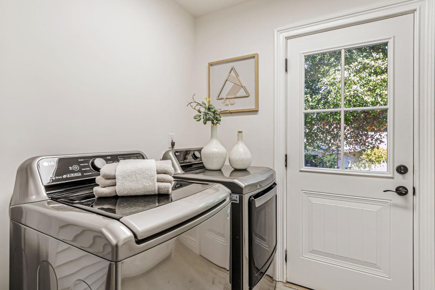 Detail Gallery Image 41 of 52 For 19680 Crestbrook Dr, Saratoga,  CA 95070 - 4 Beds | 3 Baths
