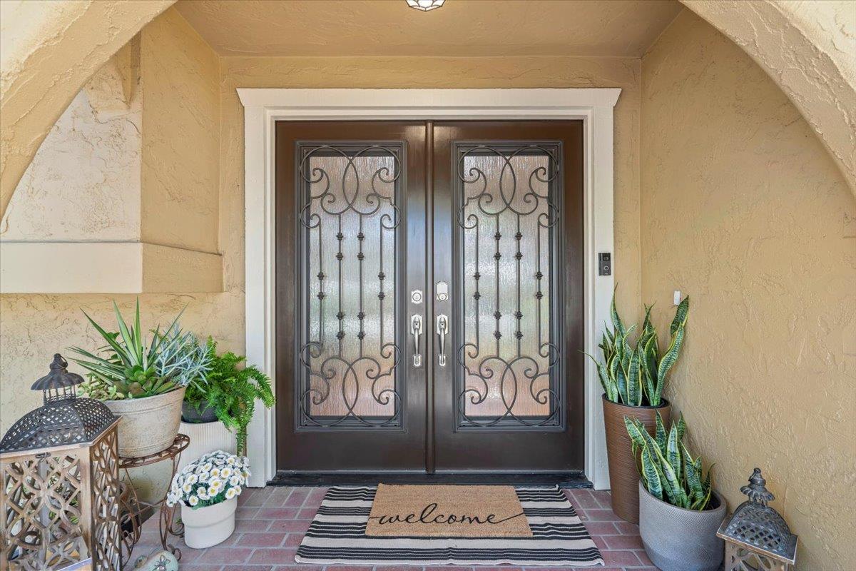Detail Gallery Image 2 of 56 For 17441 Blue Jay Dr, Morgan Hill,  CA 95037 - 4 Beds | 3/1 Baths